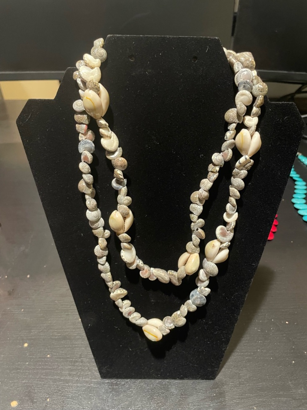 Handcrafted Natural Shell Bead Necklace - Cream Tones